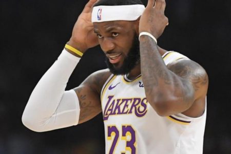 Nadie, incluido James, quiere ya hablar de la crisis de la NBA con China