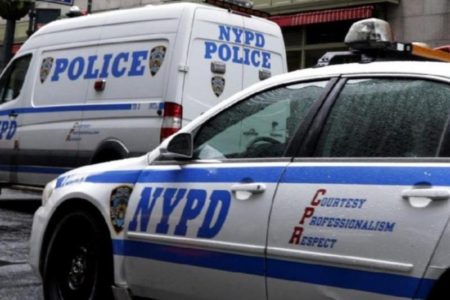 Policía NY apresa 10 y persigue otros 5 presuntos miembros pandilla ‘Los Trinitarios”