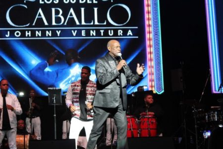 Johnny Ventura celebró 60 años en la música con show en Puerto Rico