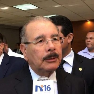 Presidente Danilo Medina destaca las cualidades Mario Lama