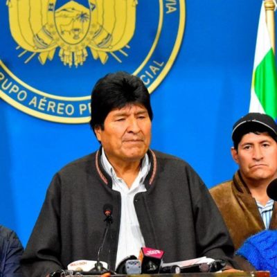 Evo Morales reclama a Carlos Mesa y Luis Camacho la “pacificación” de Bolivia