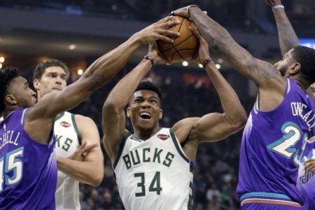 Antetokounmpo anota 50 puntos en octavo triunfo seguido de los Bucks