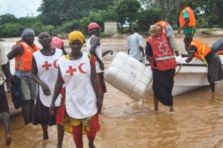 Las inundaciones en Kenia dejan 48 muertos y afectan a 144,000 personas