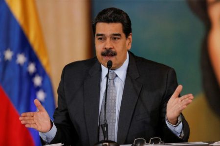 Venezuela da 72 horas a agregados militares de Bolivia para abandonar el país