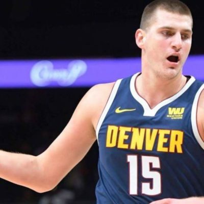 Nikola Jokic anota la canasta ganadora de Nuggets