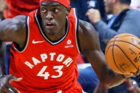 Siakam anota 23 puntos y 13 rebotes en la victoria de los Raptors