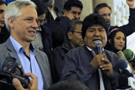 Evo Morales dice que parte para México pero que pronto volverá a Bolivia