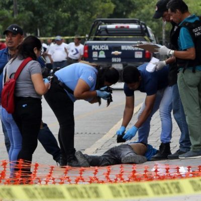 Un muerto y siete heridos en ataque armado en balneario mexicano de Cancún