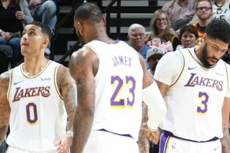 Dueto de Anthony Davis y LeBron James marcan victoria de Lakers sobre Utah