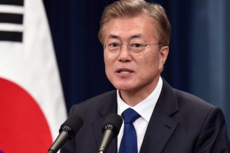 Moon pide a China su apoyo en “momento crítico” del diálogo con Pionyang