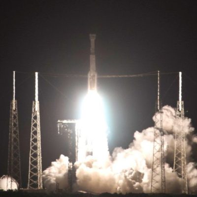 Despega la nave espacial de Boeing rumbo a la Estación Espacial Internacional