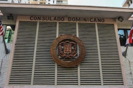Consulado en NY dará asistencia a dominicanos indocumentados para obtener licencias de conducir