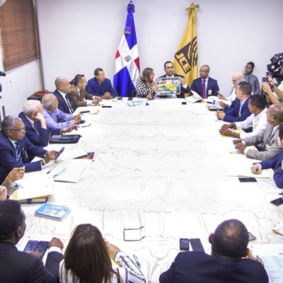 JCE y partidos inician proceso de validación de boletas para elecciones municipales 2020