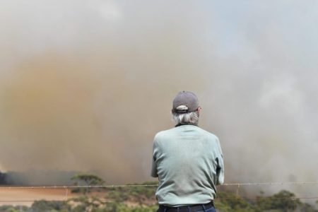 Australia extiende el estado de desastre en las zonas afectadas por incendios