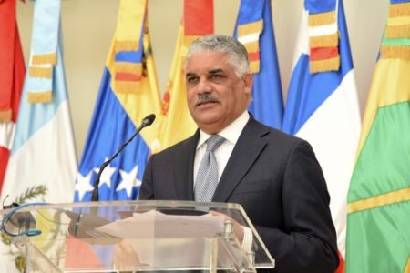 Canciller Miguel Vargas viajará este miércoles a Jamaica a reunión con Pompeo