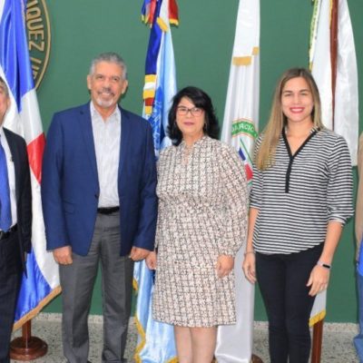 Realizan mesa de diálogo para evaluar los resultados de las pruebas PISA 2018