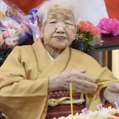 La nipona Kane Tanaka cumple 117 años y revalida récord de mujer más longeva del mundo