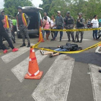 Multitud lincha a presunto delincuente en la provincia Duarte