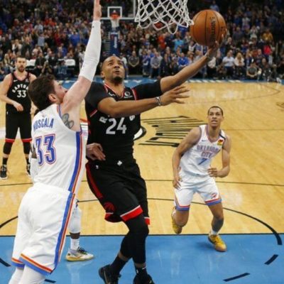 Jugador Normal Powell dirige el triunfo de los Raptors sobre Oklahoma