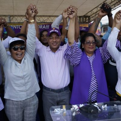 Cristina reafirma posicionamiento de candidatos alcaldes de Santo Domingo