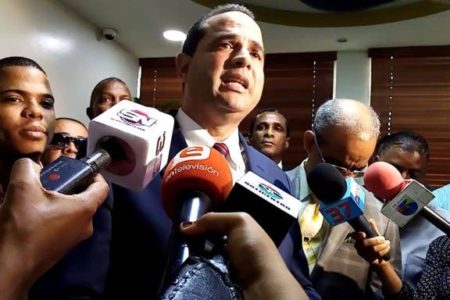 Fuerza del Pueblo solicita JCE conozca instancia que pide declarar inadmisible candidatura presidencial de Gonzalo Castillo