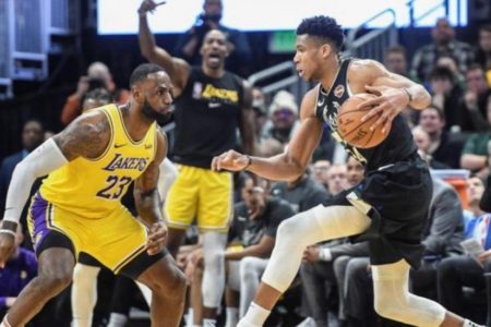 El mundo de las apuestas ve a Lakers y Bucks favoritos al título de liga