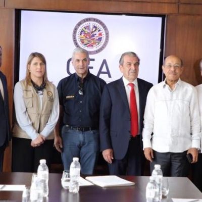 GONZALO CASTILLO SE REÚNE CON MISIÓN DE OEA Y REAFIRMA SU COMPROMISO DE QUE ELECCIONES SEAN TRANSPARENTES Y EN PAZ