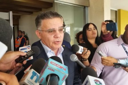 Diálogo entre partidos mediado por el CES inicia esta tarde; Pedro Brache asegura habrá silla para Leonel Fernández