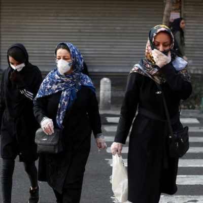 Irán reduce el número de presos por el coronavirus, causa de 1.135 muertes