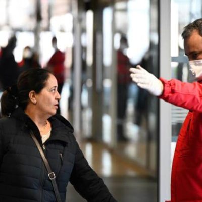 Los casos de coronavirus se duplican cada tres días en Francia