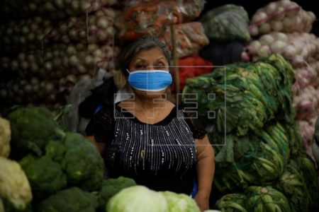 Aumentan a tres los casos de coronavirus en El Salvador