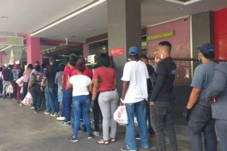 Coronavirus: Usuarios critican heladería por regalar helado y provocar aglomeración