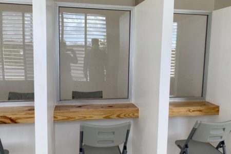 Habilitan sala para visitas en centro de aislamiento en el penal de La Victoria