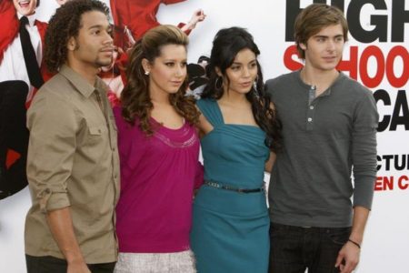 Estrellas de “High School Musical” se reunirán en un show especial de cuarentena