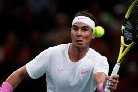 Nadal suma segunda derrota del día al caer con Paire y espera carambola