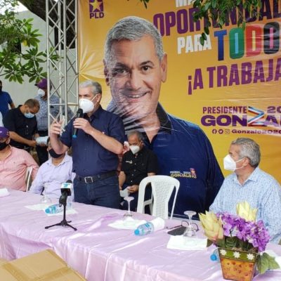 Gonzalo Castillo se compromete a construir hospital de Villa Vásquez, Montecristi ante pedido ciudadano