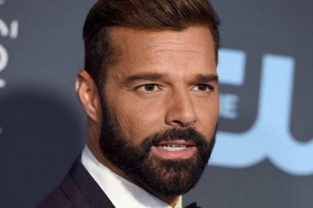 Fundación Ricky Martin envía a República Dominicana material médico contra COVID-19