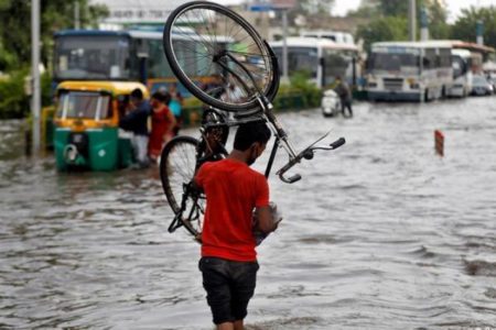 Al menos 116 muertos a causa de las tormentas en el norte de la India