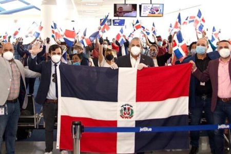 Al menos 2,000 dominicanos fueron repatriados a través del consulado dominicano en NY