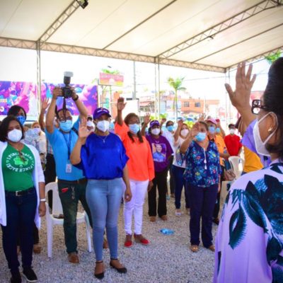 Educadores juramentaron su apoyo a Gonzalo y Cristina