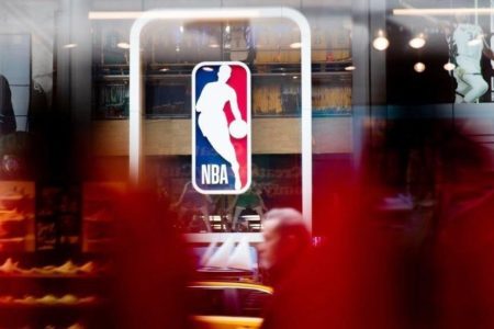 NBA potencia su relación con los aficionados con nombramiento de Aivazoglou