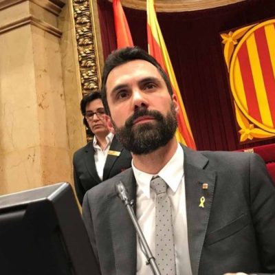 El presidente del Parlamento catalán denuncia espionaje y pide investigación