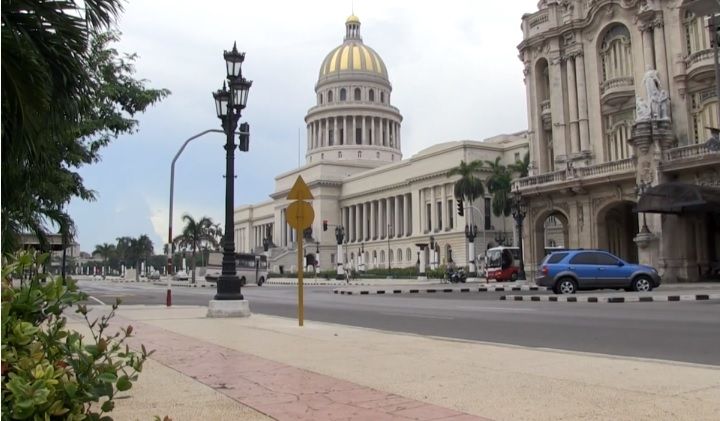 Imponen toque de queda en La Habana para contener el coronavirus