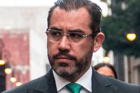 Presidente confirma orden de arresto de exjefe policial de Ciudad de México