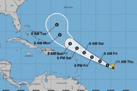 Depresión tropical del Atlántico se convierte en la tormenta Josephine