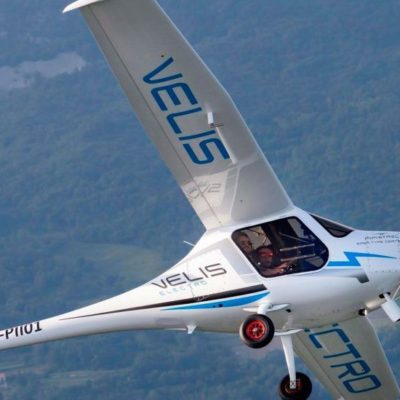 El primer avión eléctrico certificado comienza a volar en Suiza