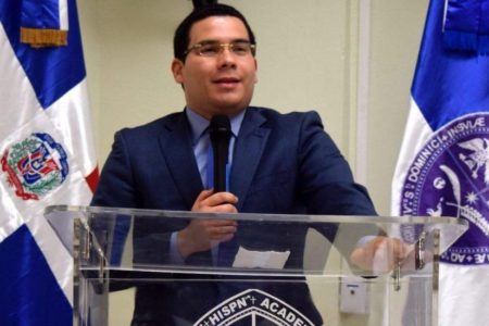 Abogado Omar Ramos Camacho aclara segundo senador del CNM le corresponde al PRM