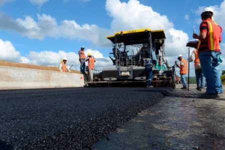 Dirección de Contrataciones dice Obras Públicas incumplió con ley para adquisición de asfalto