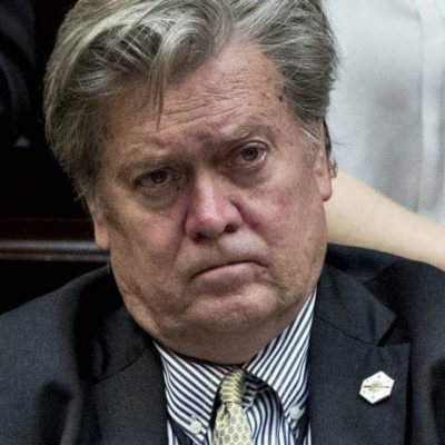 Trump, “triste” por la detención de Bannon, se desmarca del proyecto