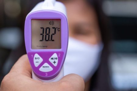 Los termómetros infrarrojos no son peligrosos para la salud